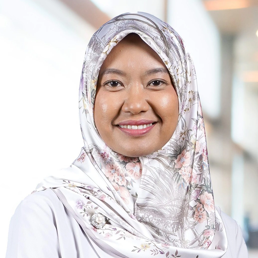 Aznur Kama Azmir